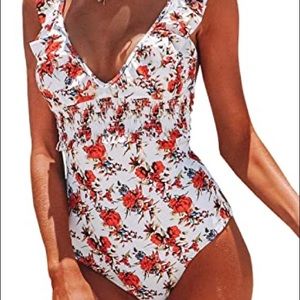 CUPSHE Smocked Waist Floral VNeck Ruffled Swimsuit
